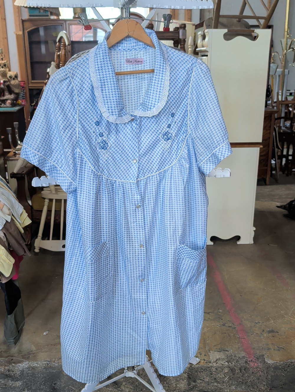 Vintage Lati Fashion Blue Gingham Snap Front House Dress Duster Robe
